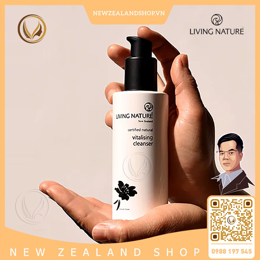 Sữa rửa mặt cho da thường, da khô Living Nature Vitalising Cleanser 120ml