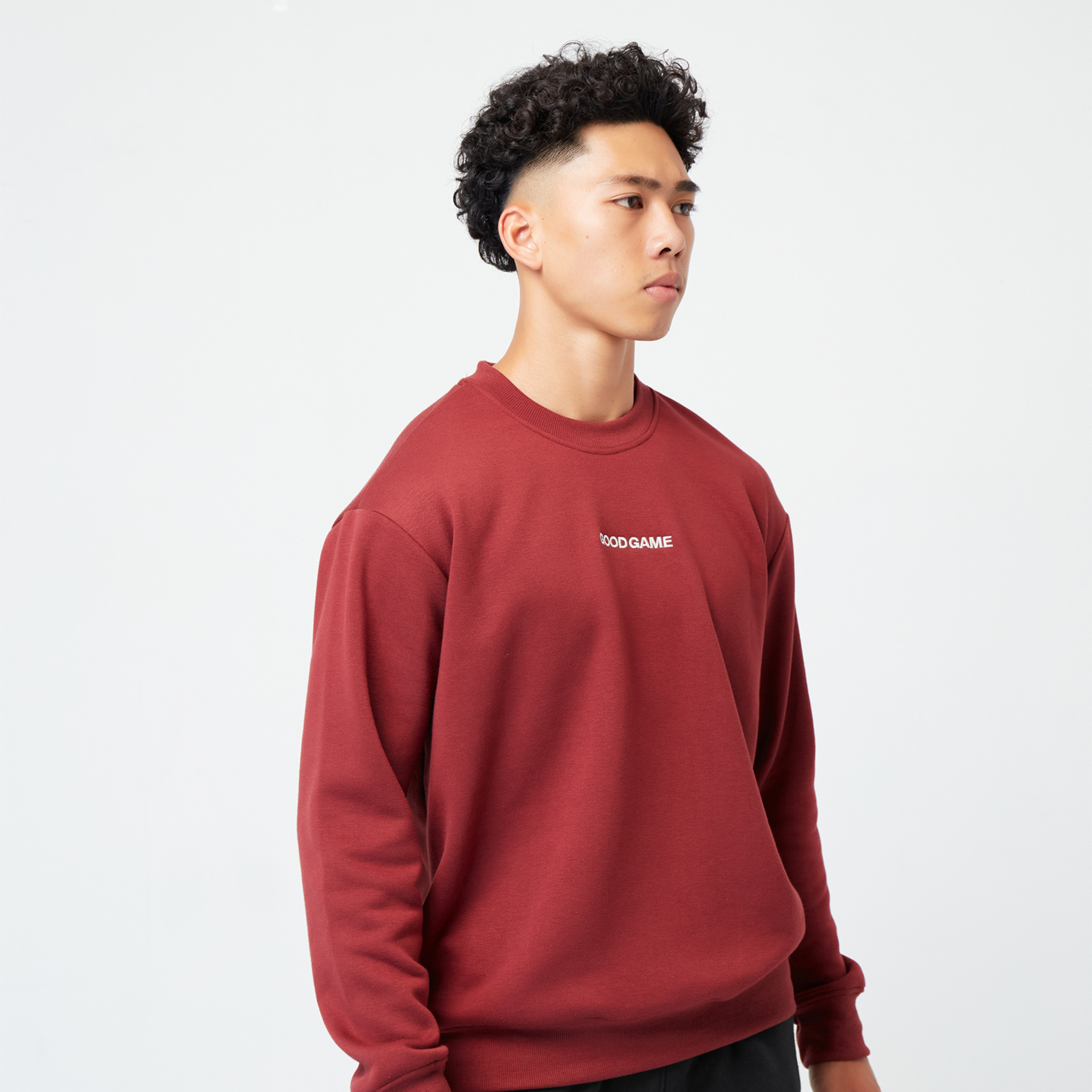  Áo tay dài nỉ bông Sweater Typo (Đỏ) 