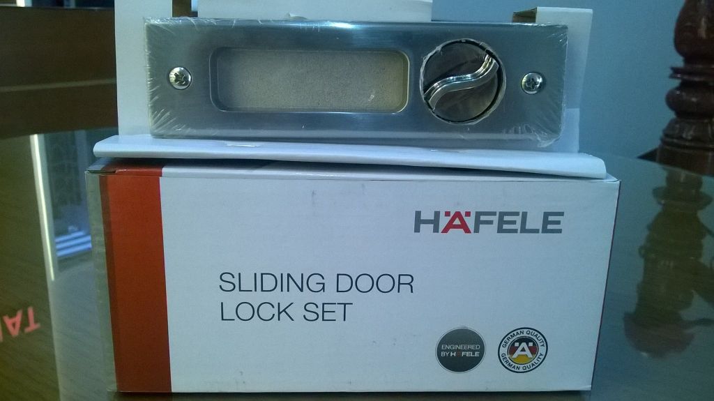 Khoá cửa lùa Hafele 499.65.107