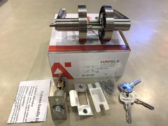 Khóa tay nắm gạt Hafele cửa đi 911.63.222