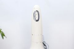 Máy xay cầm tay Smeg màu kem HBF02CREU 535.43.615