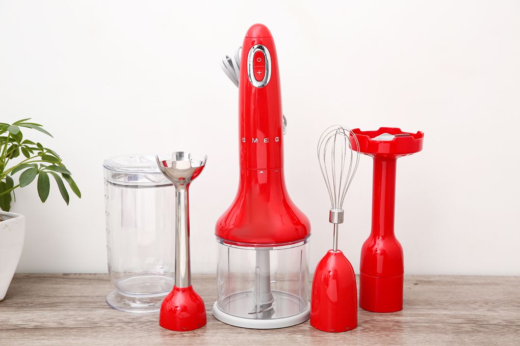 Máy xay cầm tay Smeg màu đỏ HBF02RDEU 535.43.619