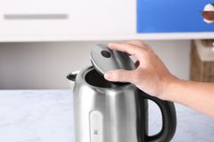 Ấm đun nước Hafele T-9017 535.43.730