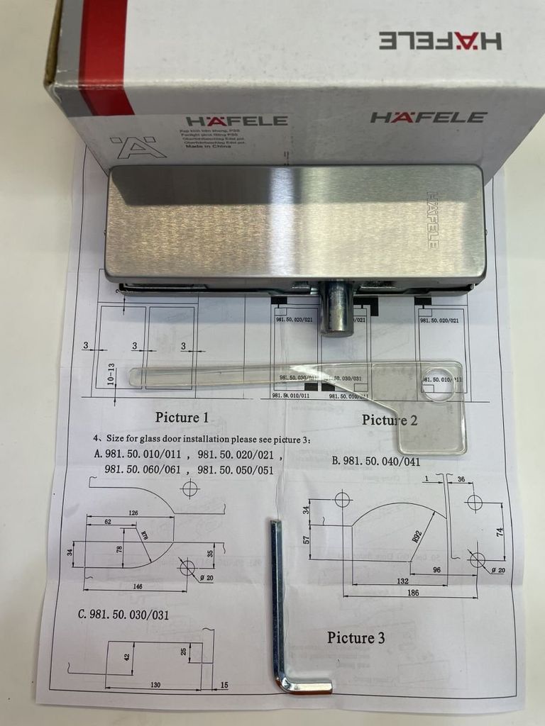 Kẹp đỉnh Hafele màu inox mờ 981.00.650