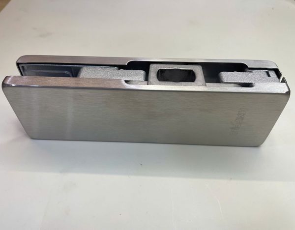 Kẹp kính dưới Hafele inox mờ 981.50.010