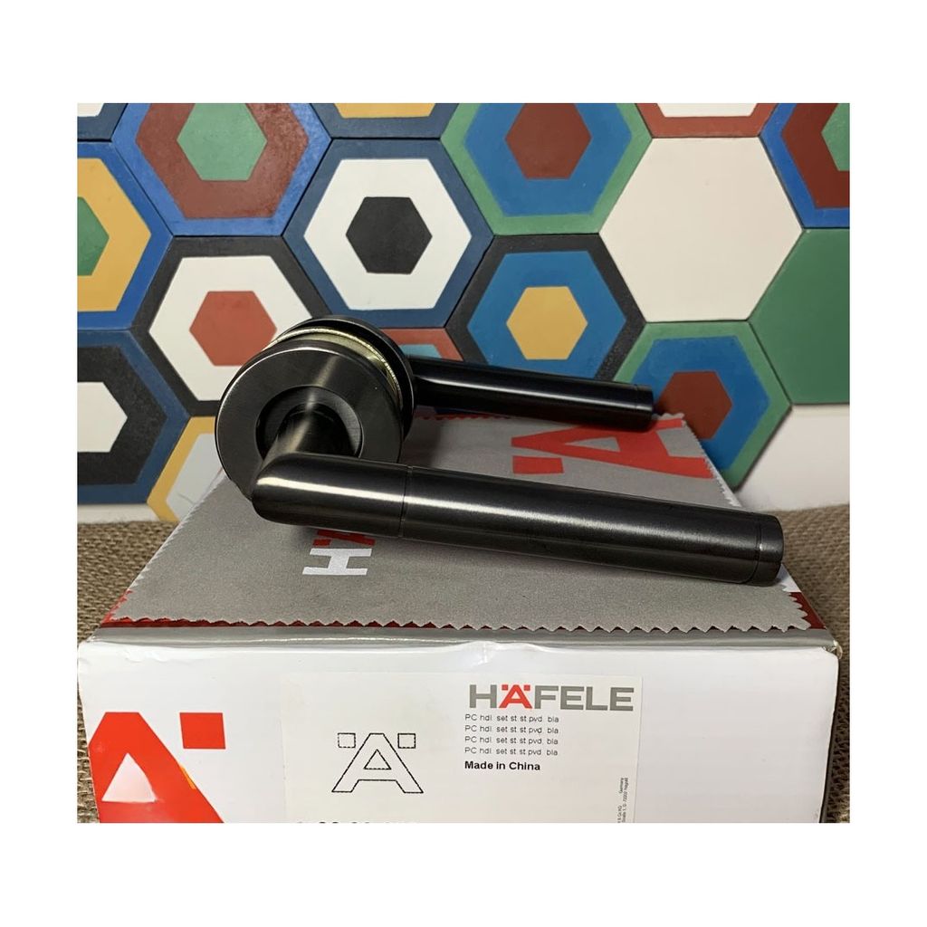 Tay nắm cửa Hafele 903.99.368