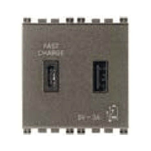 Cổng sạc USB A+C màu nâu 985.56.039