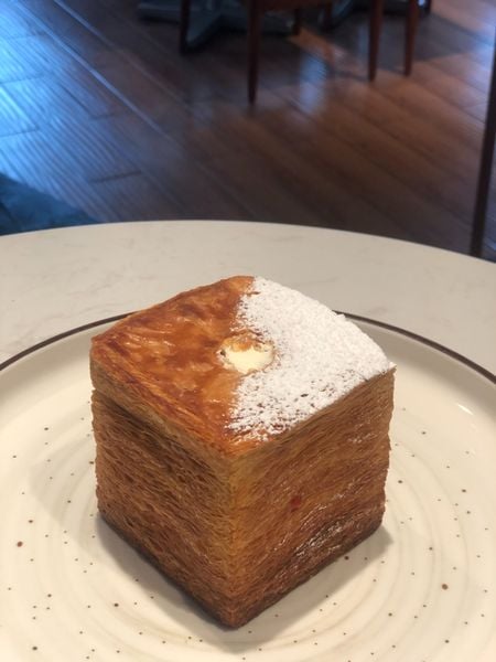 Cube Croissant