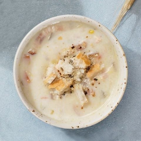  Corn Chowder (Súp kem bắp) 