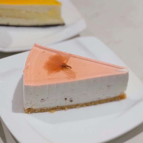  Sakura Cheesecake (Bánh phô mai Sakura) 