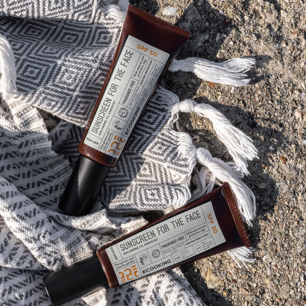  Kem chống nắng dành cho mặt không mùi - Sunscreen Face SPF 50 Fragrance Free 50 ml (Không mùi) 