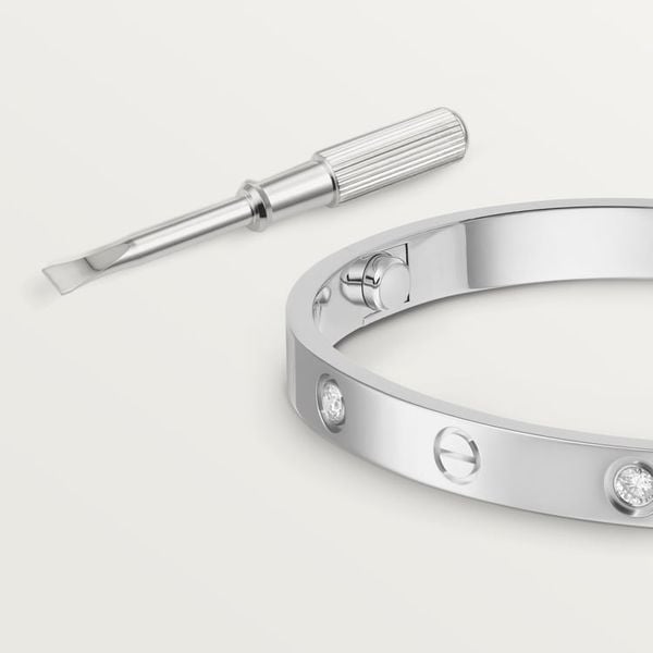 Cartier love 10 diamond clearance