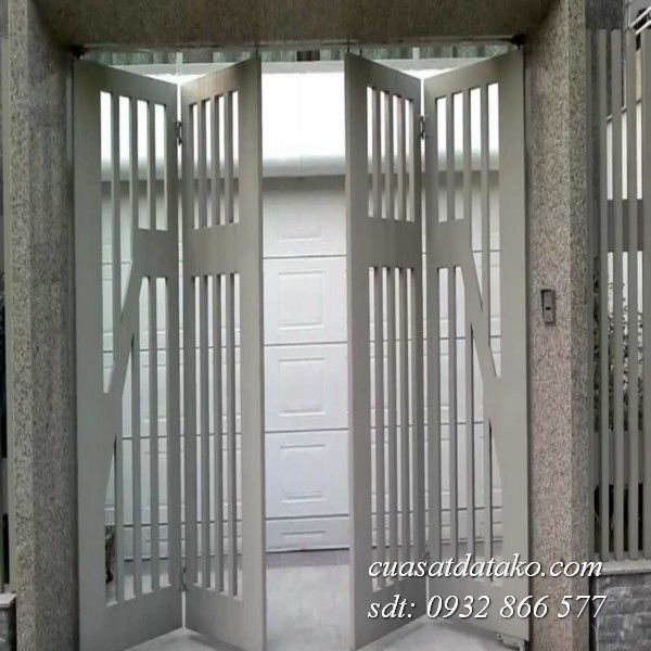 Cửa sắt lùa xếp tự động