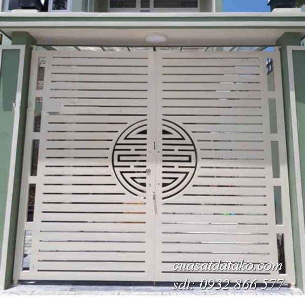 mẫu cửa cổng sắt 2 cánh đẹp nhất
