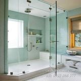 phòng tắm kính cửa mở quay 1 cánh