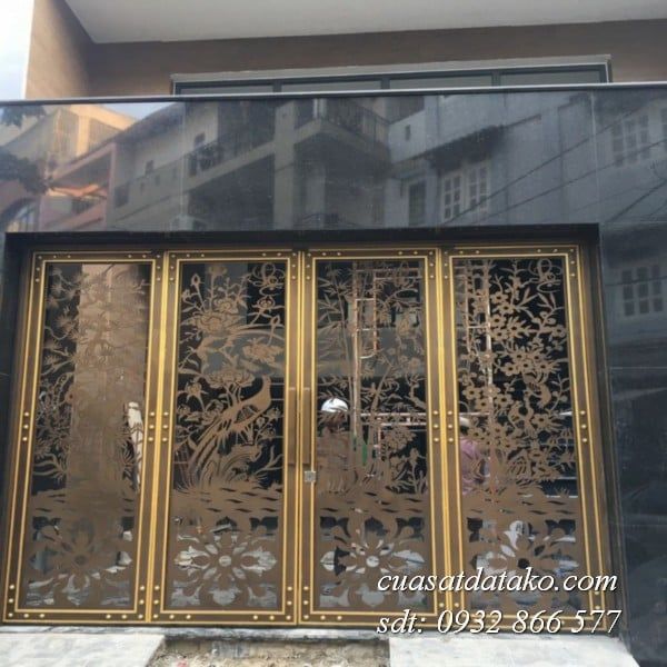 cửa sắt 4 cánh cnc