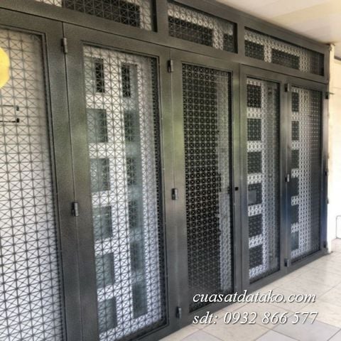 Cửa sắt cnc 4 cánh đẹp