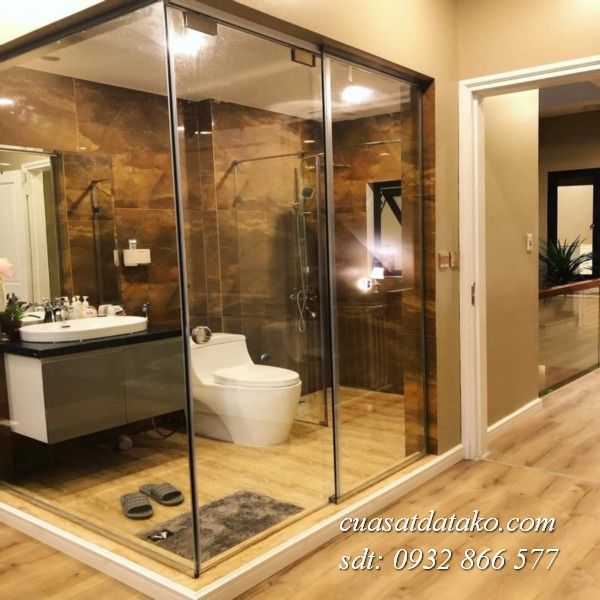 phòng tắm kính hiện đại cửa mở lùa