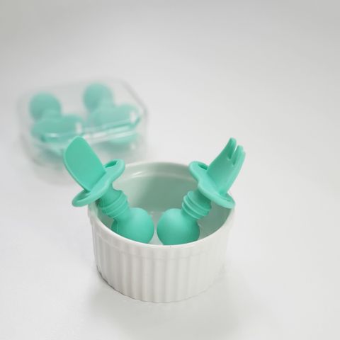  Bộ thìa dĩa Premium silicon Chewtensils bé tập ăn dặm - Mint (Xanh Bạc hà) 