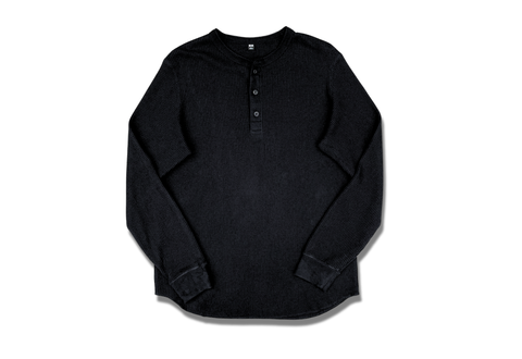  UNIQLO Waffle Henley Neck Long Sleeve Black Tee 