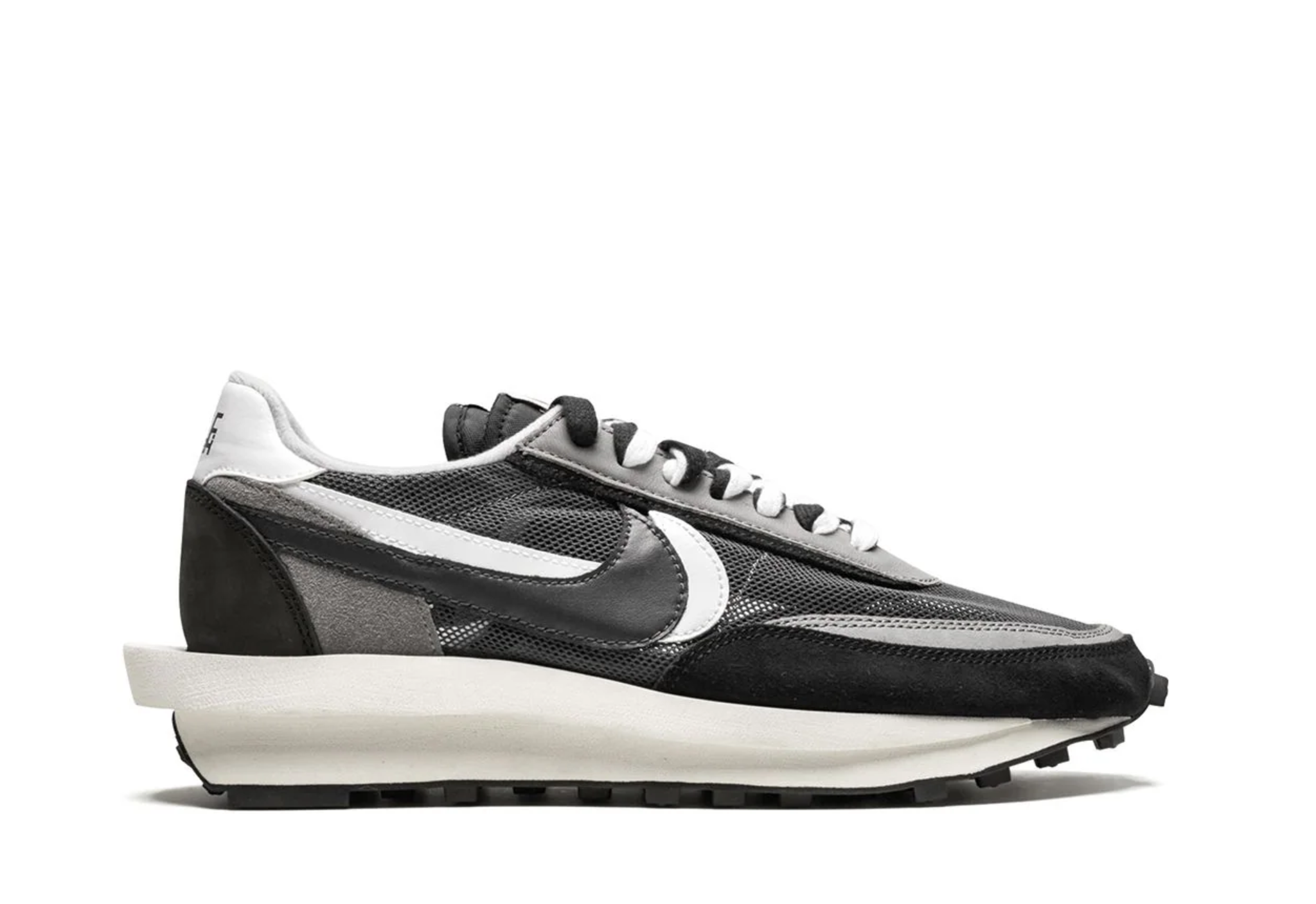 nike sacai ld waffle true to size