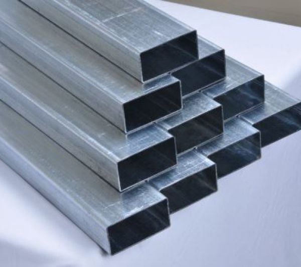 Hoà Phát Galvanized Rectangular Steel Pipe 13 X 26, 1.4mm, 6m/pipe Length, 4.7kg/pipe