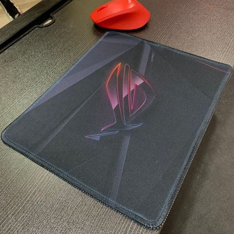  Lót chuột 26x21cm, dày 3mm, có bo viền 