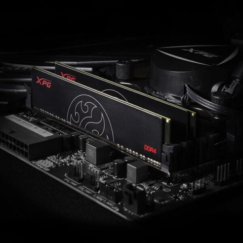  RAM R4 8G BUSS 3200 ADATA XPG HUNTER 