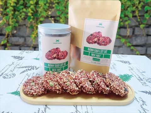  Bánh gạo lứt dế và hạt dinh dưỡng hộp 150Gr 