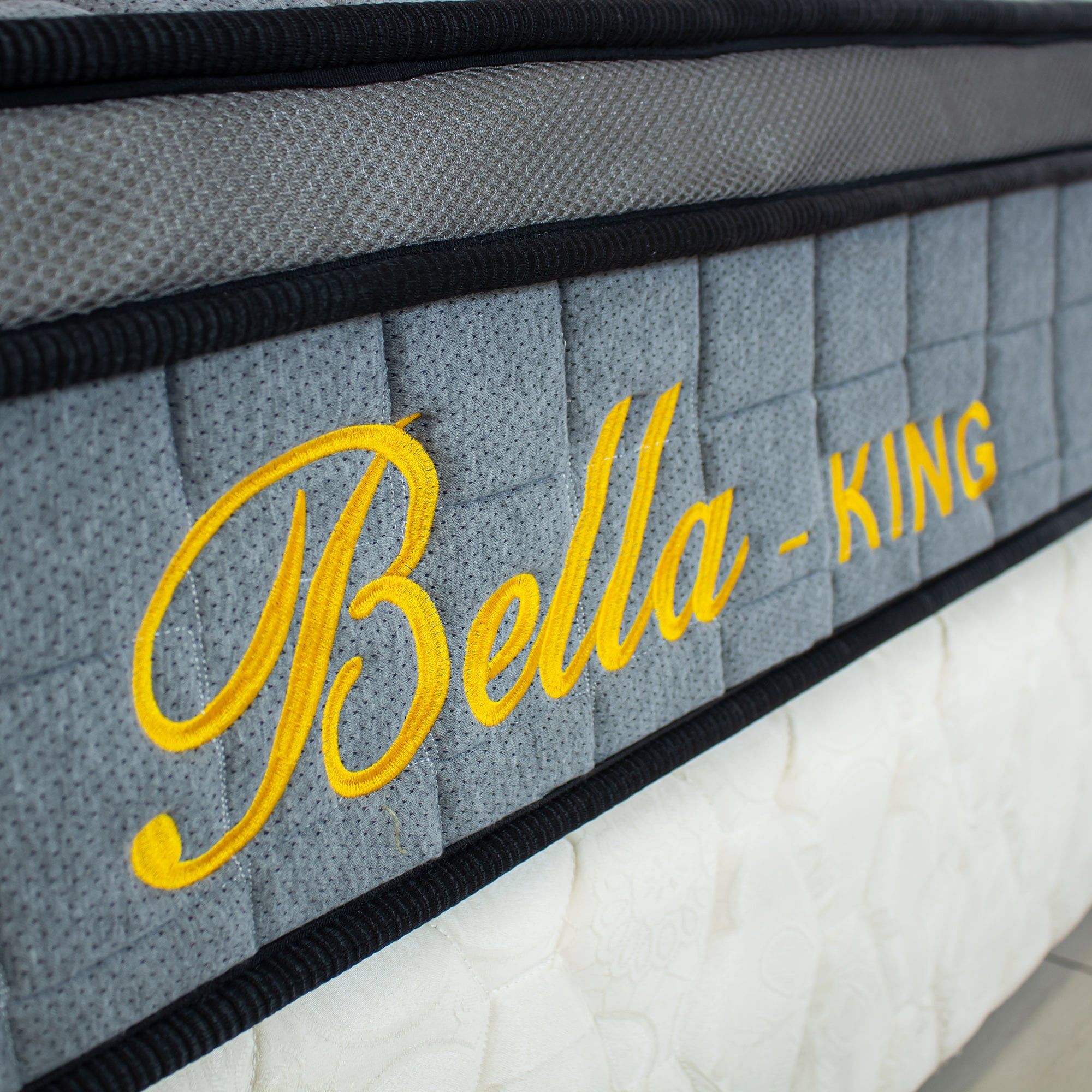  Nệm Lò Xo_Túi Màu Xám Bella - King 
