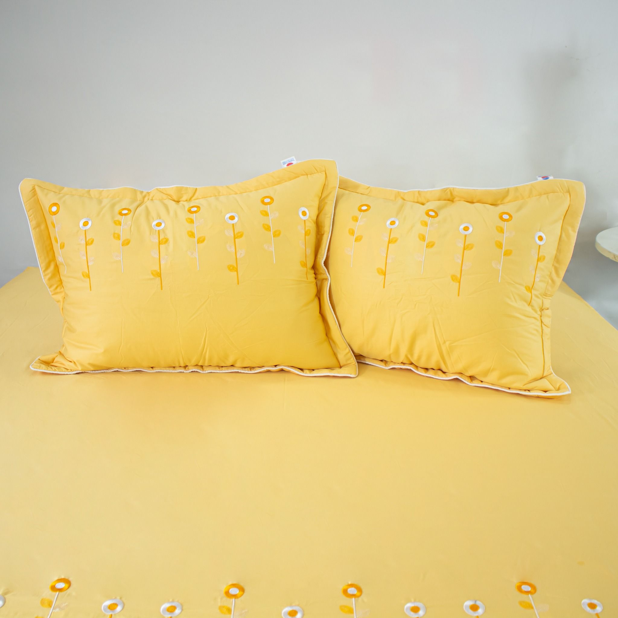  Bộ Ga Bọc Cotton Thêu Chân Màu Vàng (NS) 