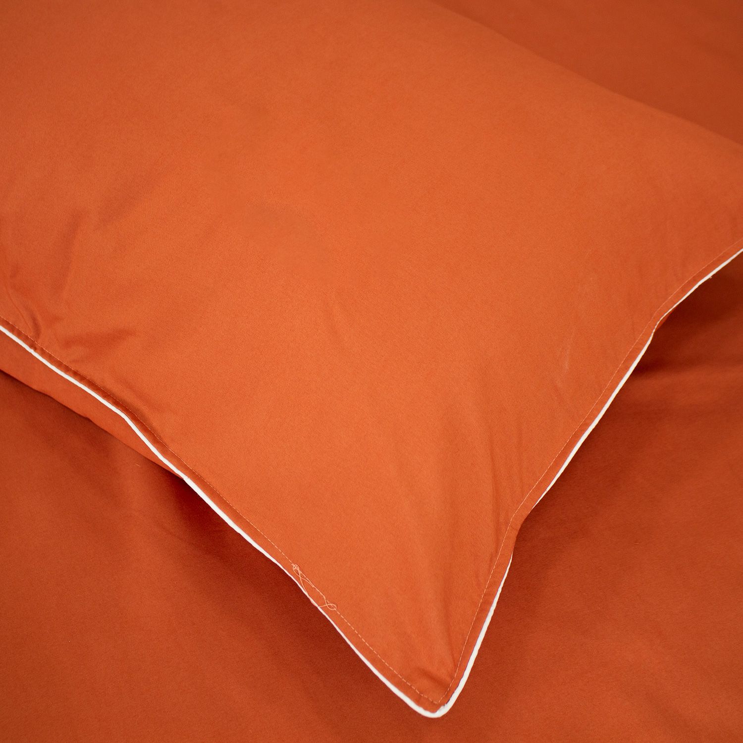  Bộ Ga Bọc Microfiber Chevery Màu Cam Đậm (1) 
