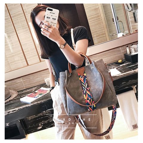  Túi da sọc thổ cẩm công sở size to FEDORA BROCADE - FTT1 