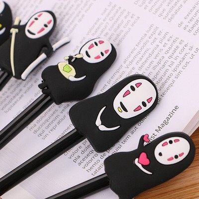  Bút viết thiết kế độc lạ, đi học 