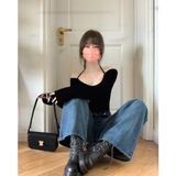  Áo thun ôm tay dài trễ vai 