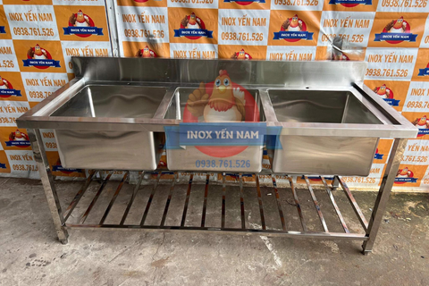  Chậu Rửa Công Nghiệp Inox 3 Hộc S1878 