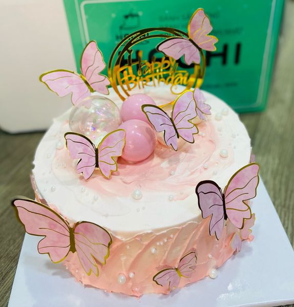  Bánh kem bắp bướm hồng 