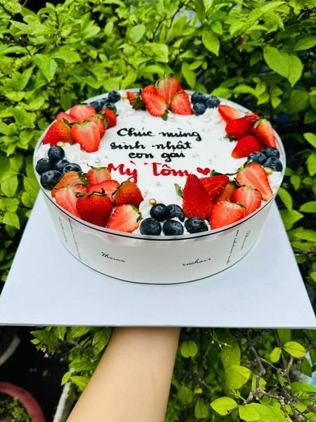  Giao nhanh 2-3h Bánh kem bắp trái cây dâu + việt quốc 