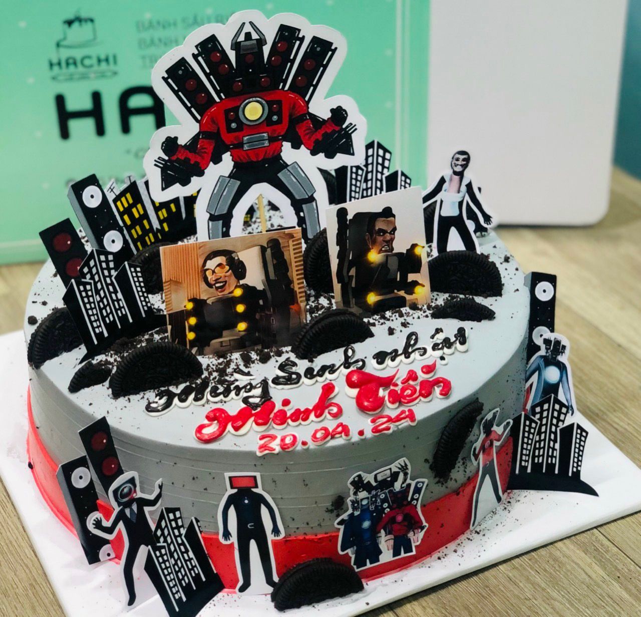  Bánh kem bắp mẫu SKIBIDI 