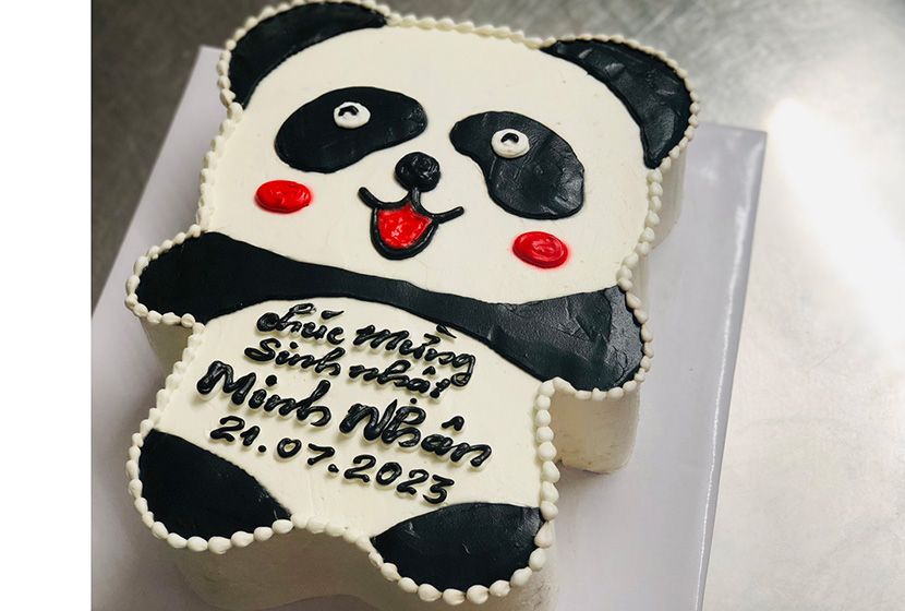  Bánh kem bắp gấu trúc 