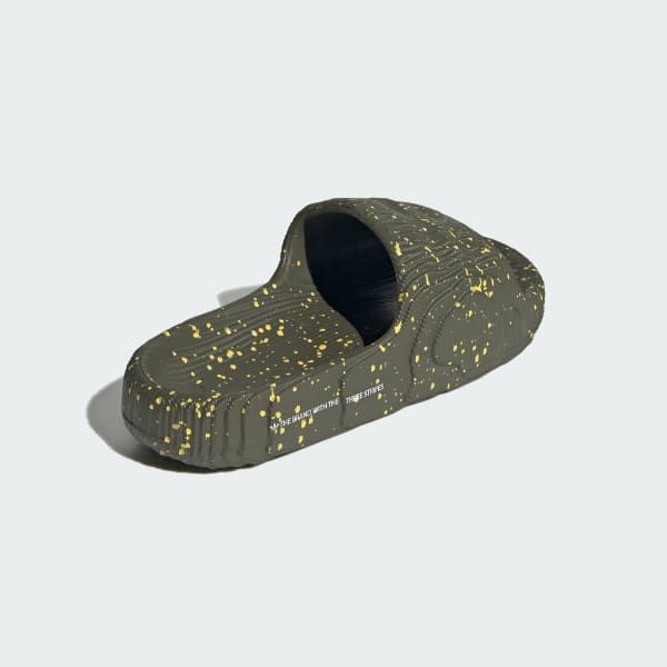 Dép quai ngang adidas Adilette 22 Nam - IG9263