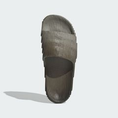 Dép quai ngang adidas Adilette 22 Nam - JH7794