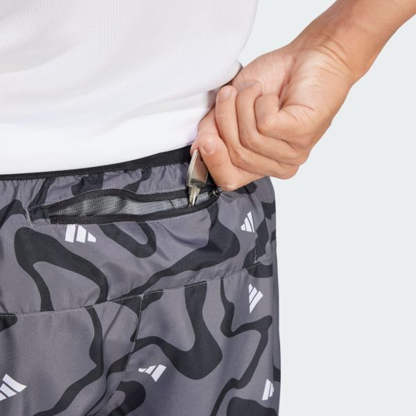 Quần short chạy bộ adidas Run It Brand Love Nam - JD2336