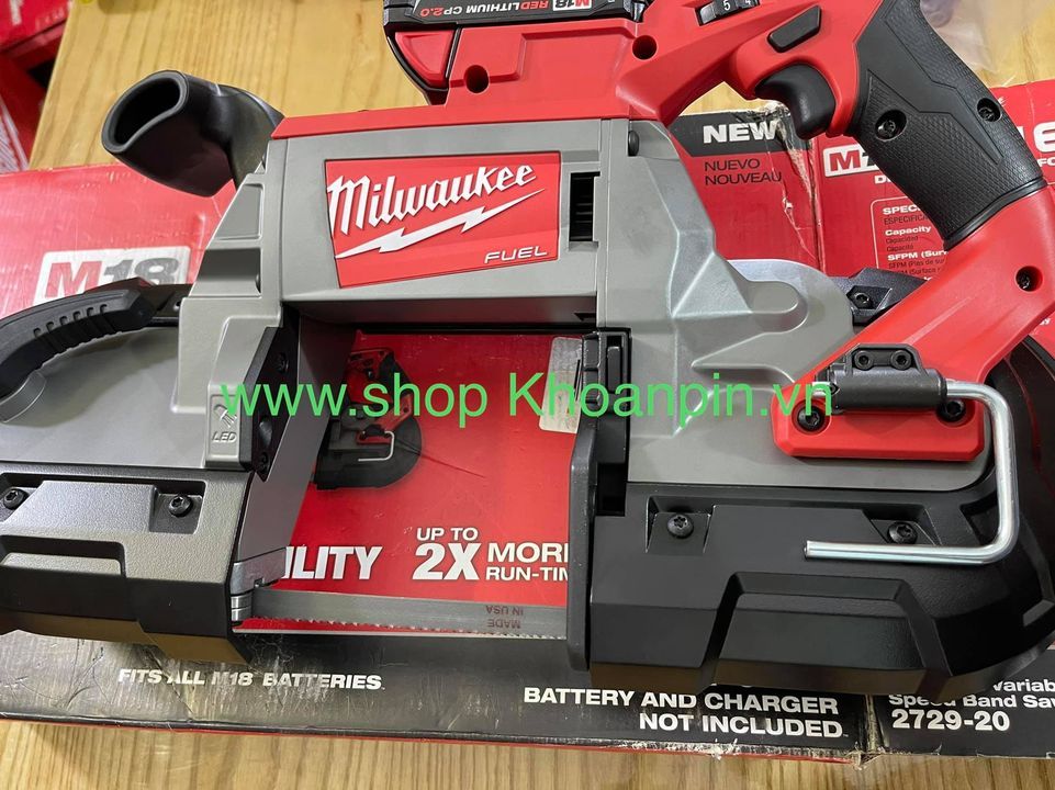 Máy cưa vòng Milwaukee 2729-20 M18