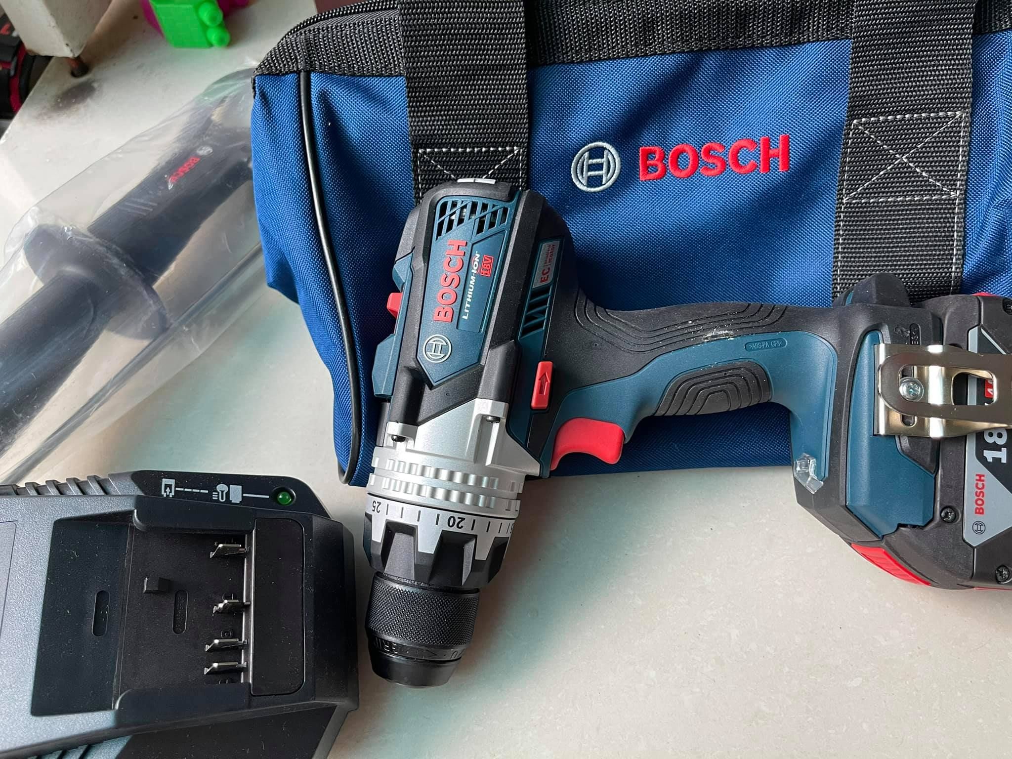MÁY VẶN VÍT BOSCH IDH182-3