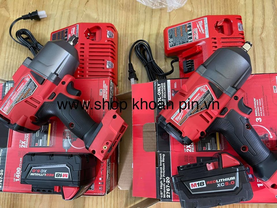 Máy siết bu lông Milwaukee 2767-6