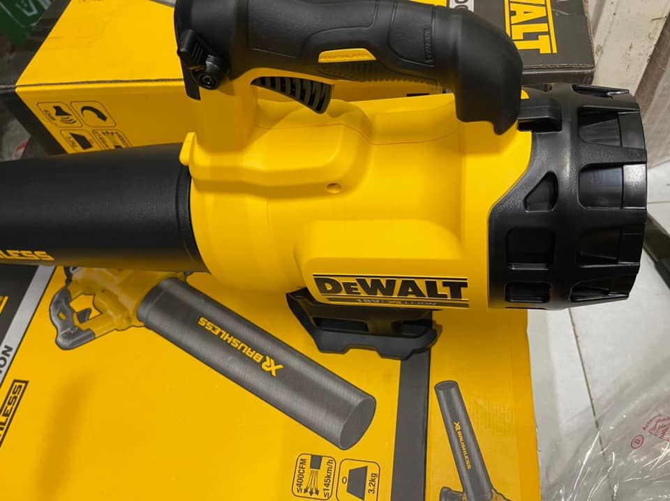 Máy thổi lá Dewalt DCM562N
