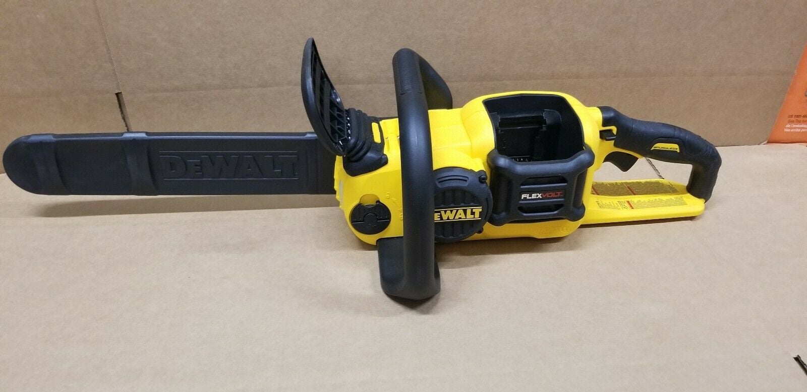 CƯA XÍCH DEWALT DCCA670T1-2