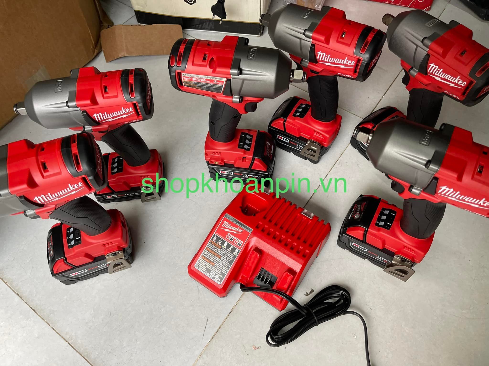 Máy siết bu lông Milwaukee 2861-4