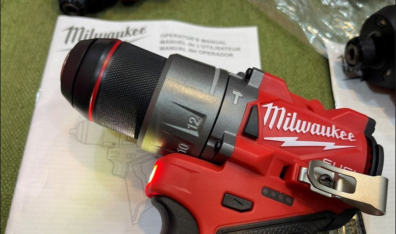 Máy khoan pin Milwaukee 3404 MEXICO